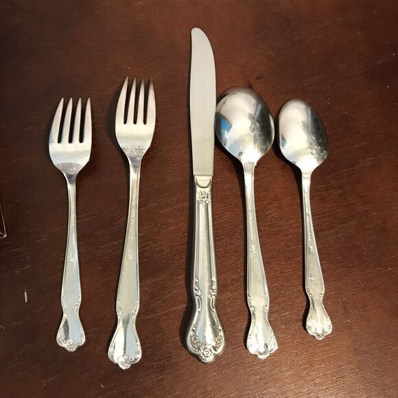 VTG Service for 8 Silver Plate Flatware Rogers Bros 48 Pieces In Original Box - Picture 12 of 13